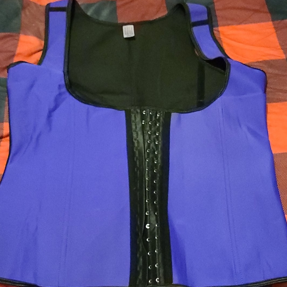 Waist trainer